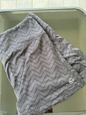 Vineyard Vines Gray Geometric Performance Skord